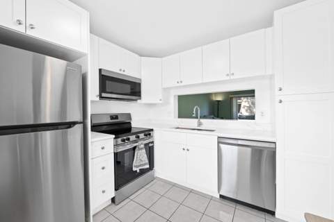 5570 Lakeside Drive #102, Margate FL - photo 6 of 26