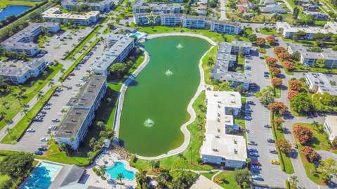 2728 N Garden Dr Drive #413, Lake Worth FL - photo 22 of 34