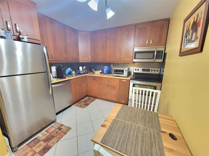 2 bedroom Condominium at 8260 SW 24th Street #6203, Oakbrook Village, North Lauderdale — photo 5