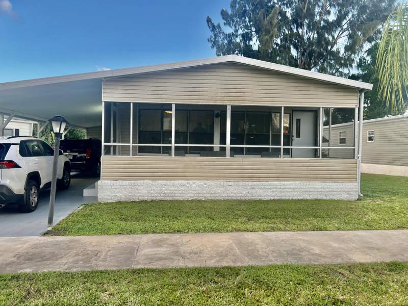 2 bedroom Mobile Home at 3306 NW 67th Street, Tallowwood Isle, Coconut Creek — photo 5