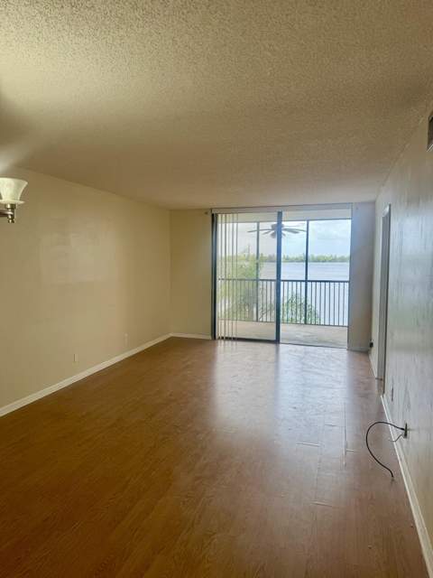 110 Lake Emerald Drive #404, Oakland Park FL - photo 6 of 24