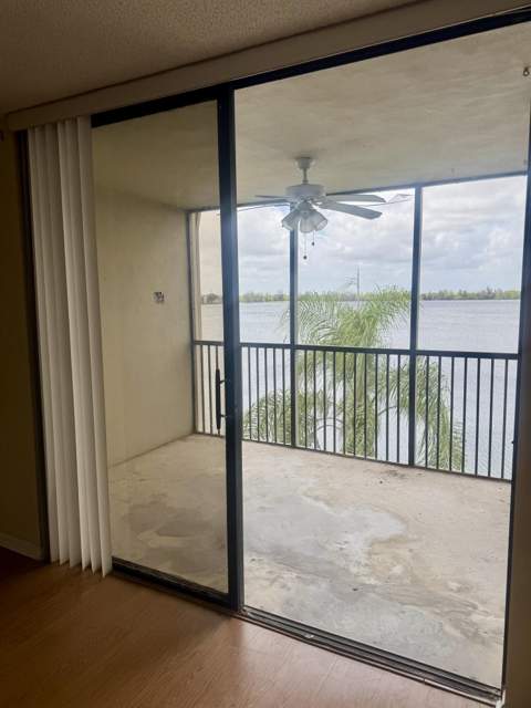 110 Lake Emerald Drive #404, Oakland Park FL - photo 15 of 24