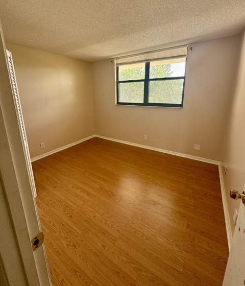 110 Lake Emerald Drive #404, Oakland Park FL - photo 19 of 24