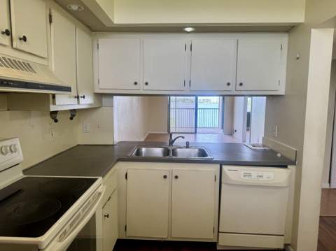110 Lake Emerald Drive #404, Oakland Park FL - photo 23 of 24