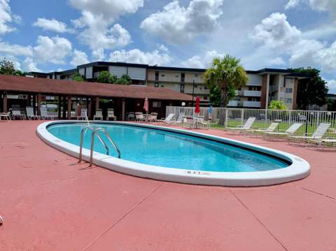 2800 NW 47th Terrace #304, Lauderdale Lakes FL - photo 22 of 29