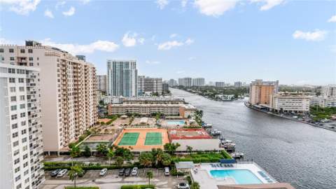 1833 S Ocean Drive #1608, Hallandale Beach FL - photo 11 of 32