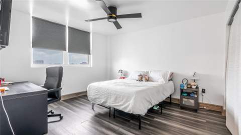 1833 S Ocean Drive #1608, Hallandale Beach FL - photo 15 of 32