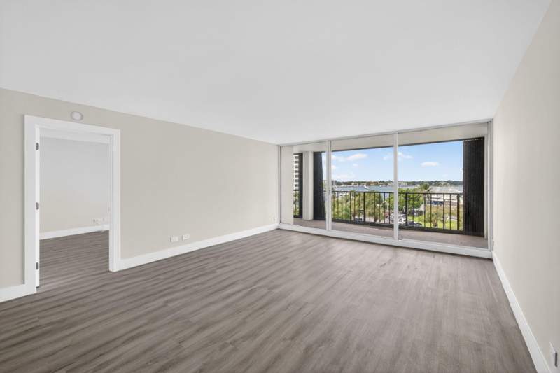 2 bedroom Condominium at 136 Lakeshore Drive #511, Old Port Cove Condo Two, North Palm Beach — photo 4