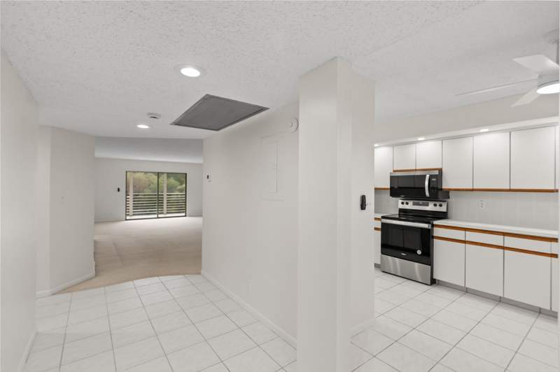 2 bedroom Condominium at 1801 Eleuthera Point #J3, Eleuthera Village A Condo, Coconut Creek — photo 3