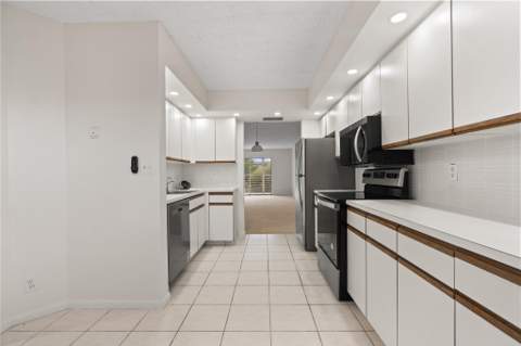 1801 Eleuthera Point #J3, Coconut Creek FL - photo 6 of 36