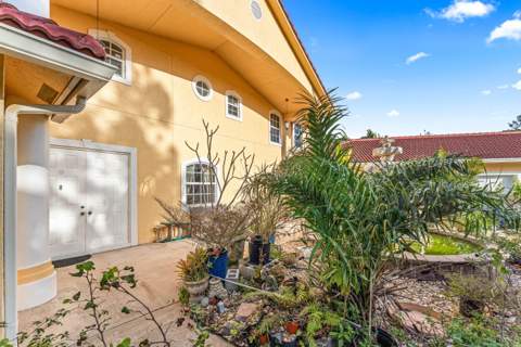 6220 Kelty Way, Lake Worth FL - photo 6 of 64