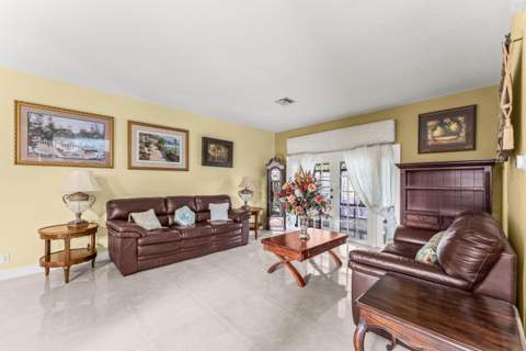 6220 Kelty Way, Lake Worth FL - photo 10 of 64