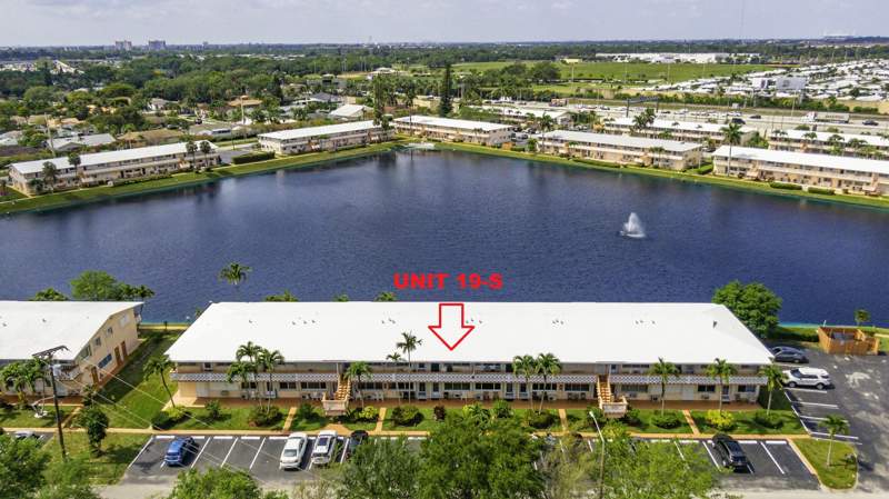 1 bedroom Stock Cooperative at 900 SW 10th Terrace #S-19, Rolen Lake Gardens Co-Op, Hallandale Beach — photo 2