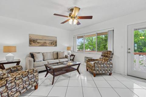 900 SW 10th Terrace #S-19, Hallandale Beach FL - photo 11 of 51