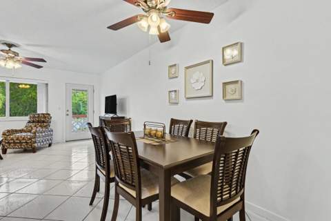900 SW 10th Terrace #S-19, Hallandale Beach FL - photo 14 of 51