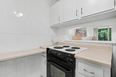 900 SW 10th Terrace #S-19, Hallandale Beach FL - photo 20 of 51