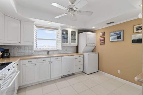 801 Lake Shore Drive #414, Lake Park FL - photo 16 of 62