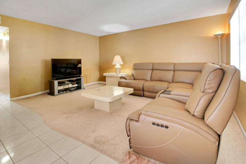 2 bedroom Condominium at 525 Capri K, Kings Point Capri Condos, Delray Beach — photo 3