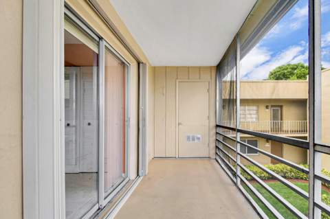525 Capri K, Delray Beach FL - photo 14 of 27