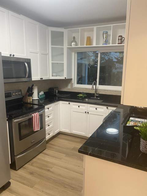 631 46th Street, West Palm Beach FL - photo 6 of 21