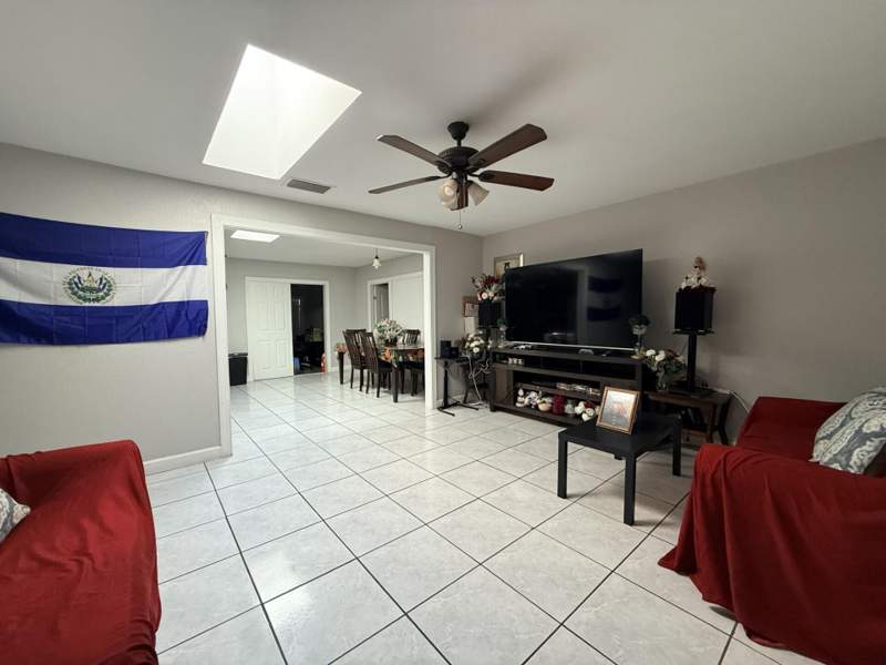 4 bedroom Single Family Residence at 4904 Myrtle Drive, Indian River Estates Unit 7, Fort Pierce — photo 4