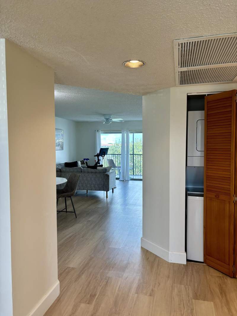 2 bedroom Condominium at 1400 SW 131st Way #408q, Ivanhoe East At Century Village, Pembroke Pines — photo 4