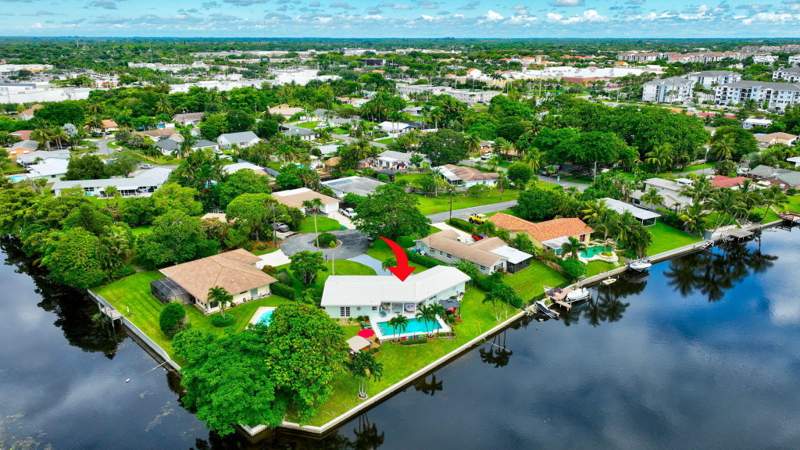 3 bedroom Single Family Residence at 302 Venice Drive, VENETIAN ISLE, Boynton Beach — photo 4