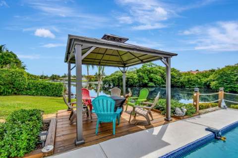 302 Venice Drive, Boynton Beach FL - photo 6 of 37