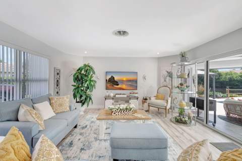 302 Venice Drive, Boynton Beach FL - photo 9 of 37