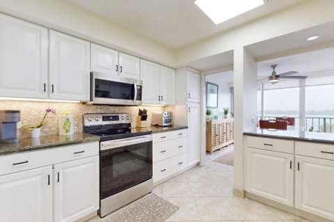 124 Lakeshore Drive #428, North Palm Beach FL - photo 14 of 25