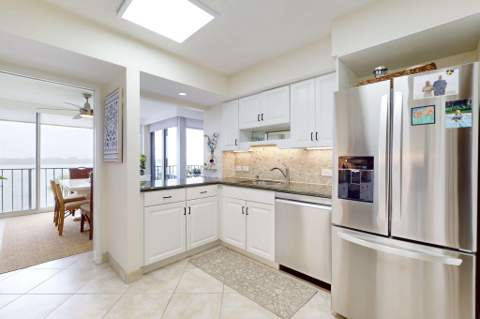 124 Lakeshore Drive #428, North Palm Beach FL - photo 15 of 25