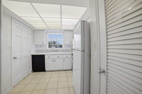 169 Atlantis Boulevard #205, Atlantis FL - photo 12 of 44