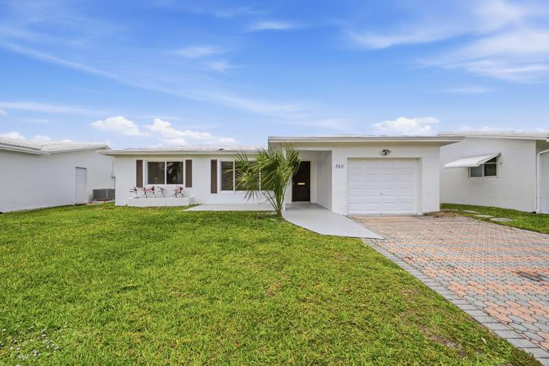 2 bedroom Single Family Residence at 2631 W Golf Boulevard, Leisureville Fourth Sec, Pompano Beach — photo 2