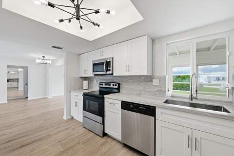 2631 W Golf Boulevard, Pompano Beach FL - photo 14 of 39