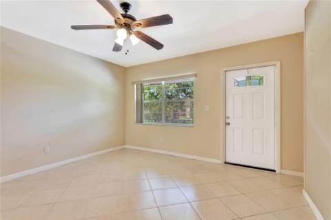 7290 NW 1st Street #205, Margate FL - photo 7 of 33