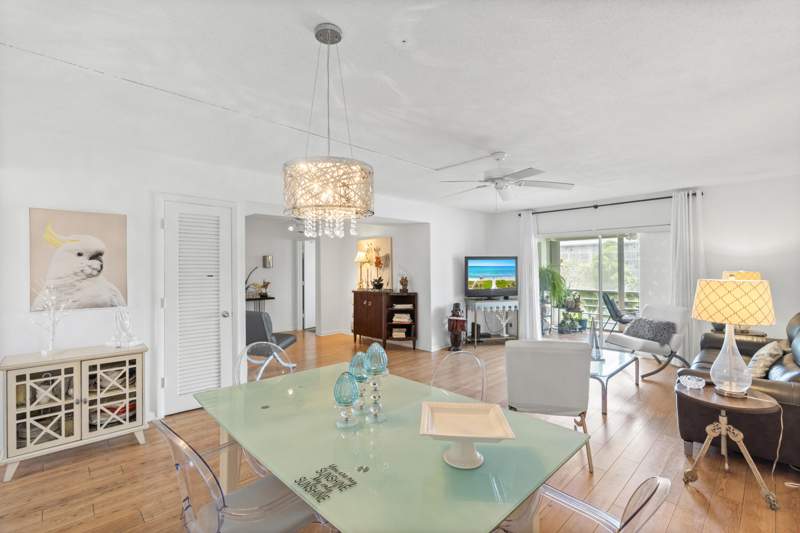 2 bedroom Condominium at 25 SE 13th Street #B3, Palm Royal Apts Inc Condo, Boca Raton — photo 2