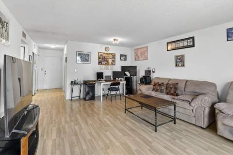 400 NE 12th Avenue #405, Hallandale Beach FL - photo 9 of 31
