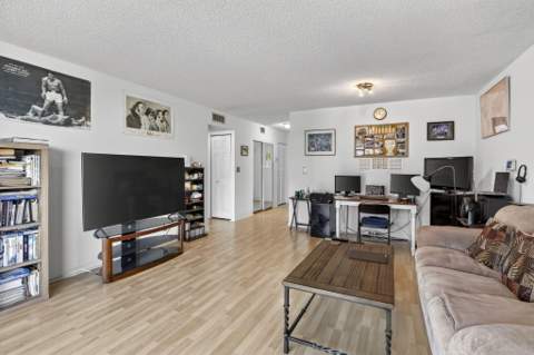 400 NE 12th Avenue #405, Hallandale Beach FL - photo 11 of 31