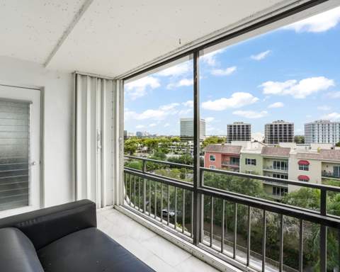 1500 Presidential Way #806, West Palm Beach FL - photo 9 of 27