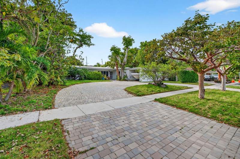 4 bedroom Single Family Residence at 1935 SE 25th Avenue, Harbour Heights Add, Fort Lauderdale — photo 4
