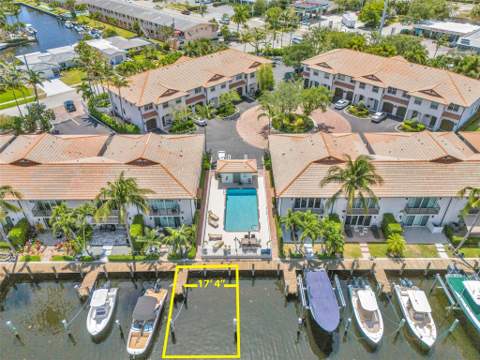 1327 SE 3rd Avenue, Pompano Beach FL - photo 8 of 34