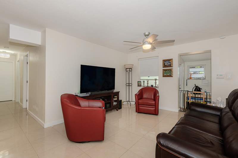 2 bedroom Single Family Residence at 710 NE 58th Court #0, Collier Estates 4th Add, Oakland Park — photo 4