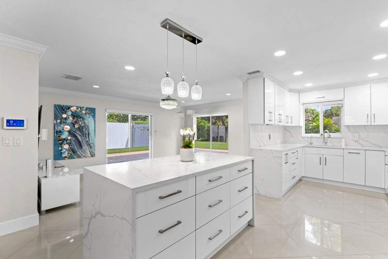 3 bedroom Single Family Residence at 747 Avon Road, Flamingo Park, West Palm Beach — photo 4