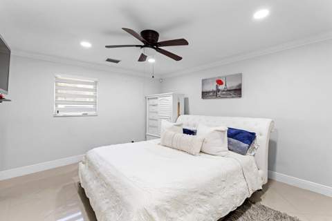 747 Avon Road, West Palm Beach FL - photo 12 of 32
