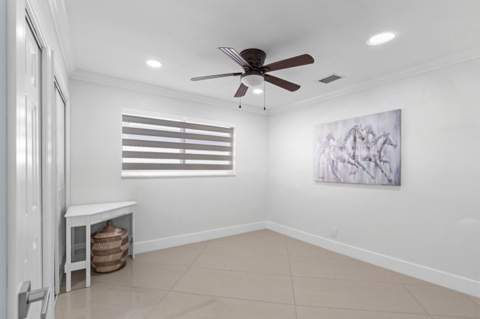 747 Avon Road, West Palm Beach FL - photo 17 of 32