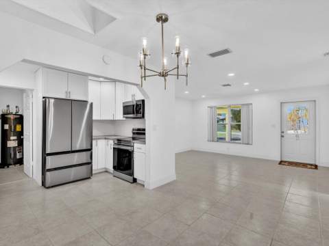 1700 SW 30th Street, Fort Lauderdale FL - photo 10 of 56