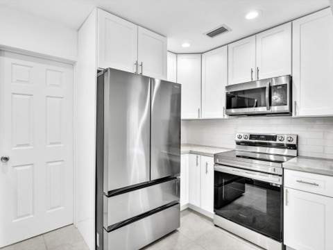 1700 SW 30th Street, Fort Lauderdale FL - photo 16 of 56