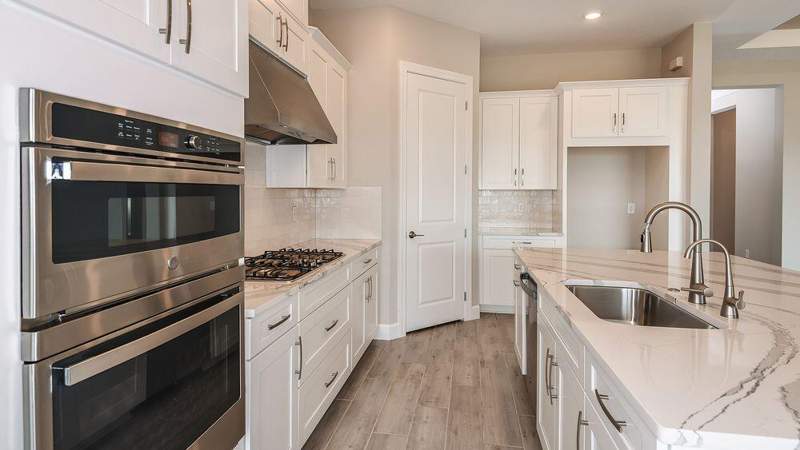 4 bedroom Single Family Residence at 13777 SW Shinnecock Drive, Astor Creek, Port St. Lucie — photo 3