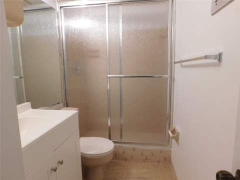 960 Crystal Lake Drive #201, Deerfield Beach FL - photo 18 of 30