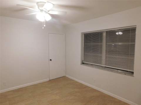 960 Crystal Lake Drive #201, Deerfield Beach FL - photo 19 of 30